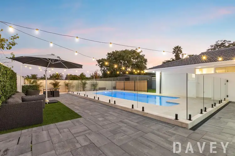 30 Readshaw Road, Duncraig WA 6023