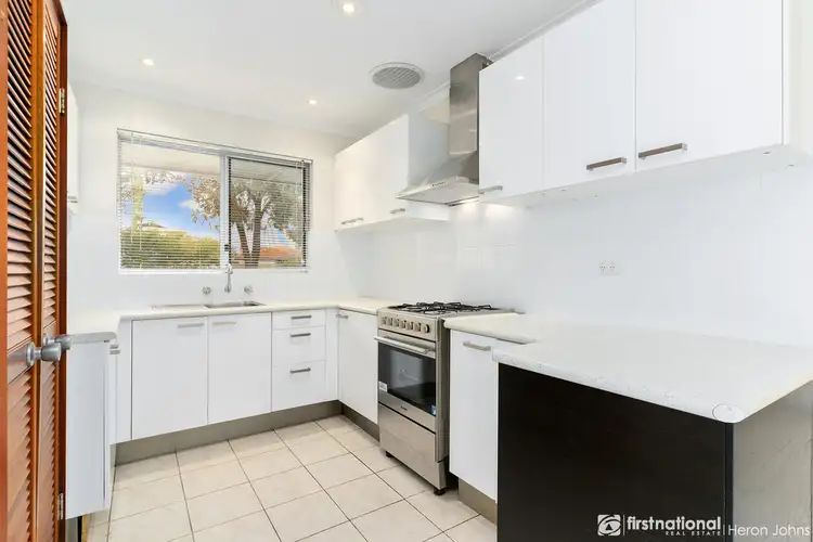 2 Lewis Close, Bull Creek WA 6149