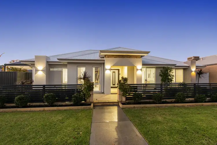 52 Tilgate Street, Aveley WA 6069