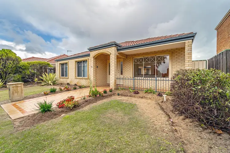 15 Lynch Avenue, Rockingham WA 6168
