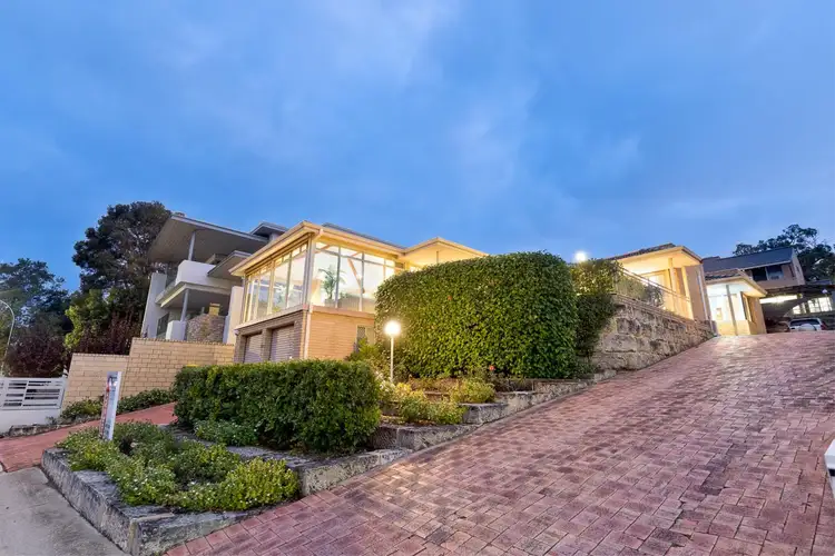 201a The Esplanade, Mount Pleasant WA 6153
