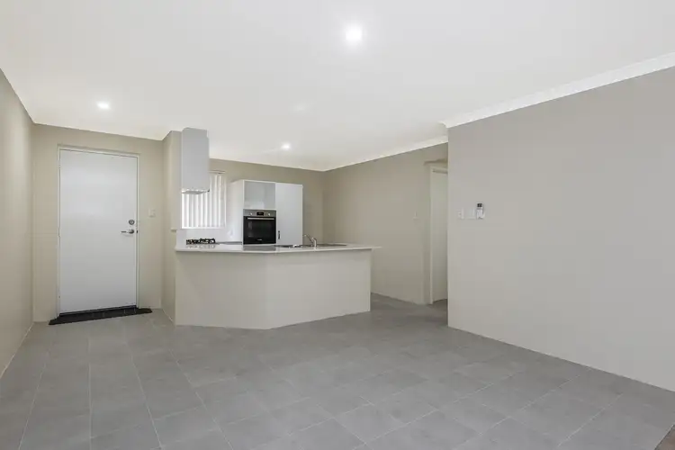 Sixth view of Homely villa listing, 33/39 Elizabeth Street, Cloverdale WA 6105