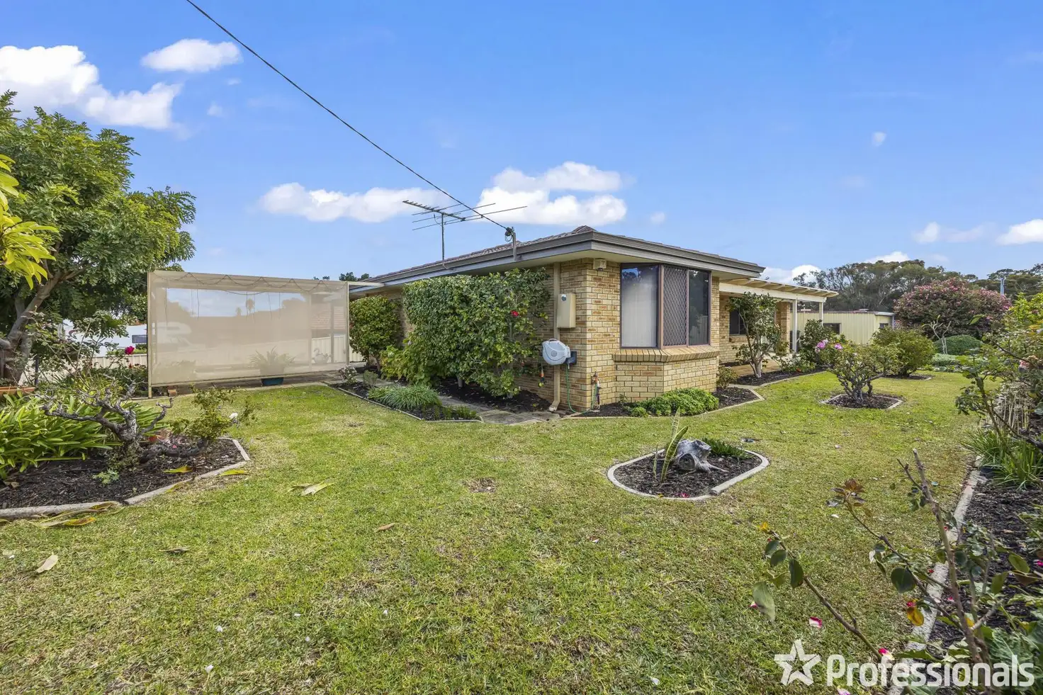 Main view of Homely house listing, 40 Christowe Drive, Swan View WA 6056