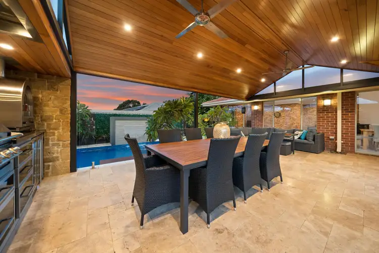 11 MacMillan Rise, Duncraig WA 6023