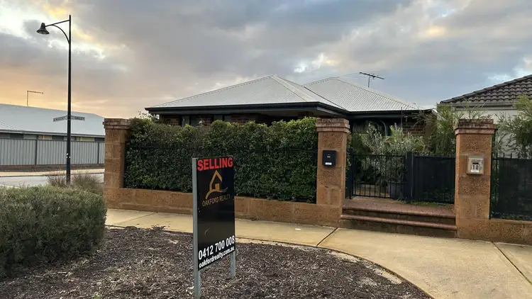 12 Newhaven Parade, Byford WA 6122