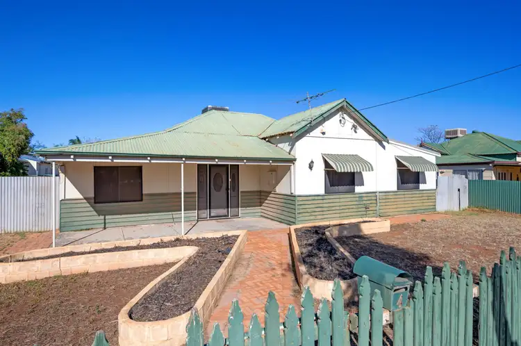 4 Dart Street, Boulder WA 6432