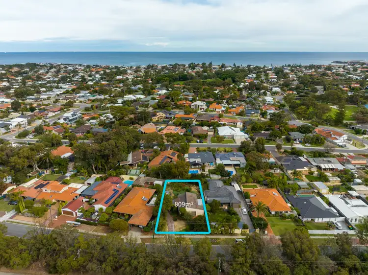 17 Justin Drive, Sorrento WA 6020