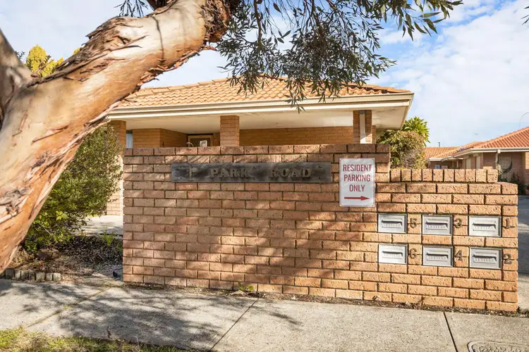 6/1 Park Road, Midvale WA 6056