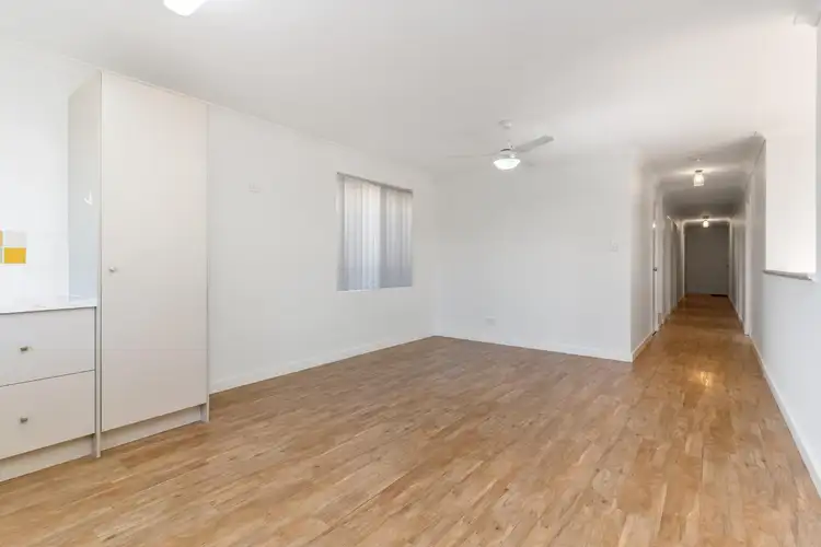 Seventh view of Homely unit listing, 4/100 Wittenoom Road, High Wycombe WA 6057