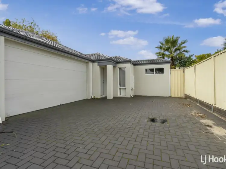 28C Lyrebird Way, Thornlie WA 6108