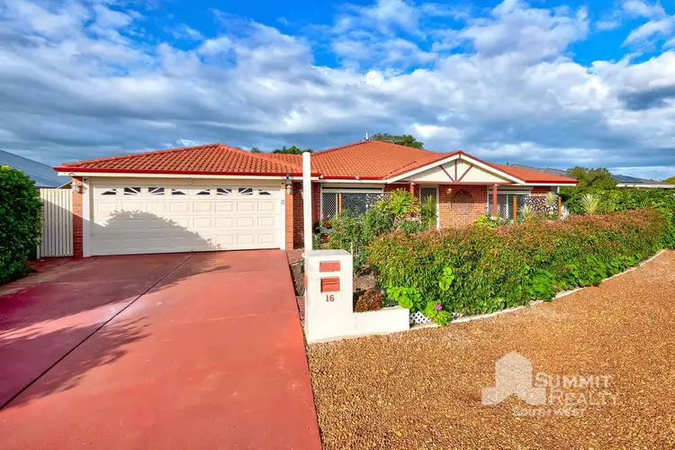 16 Holtzman Place, Carey Park WA 6230