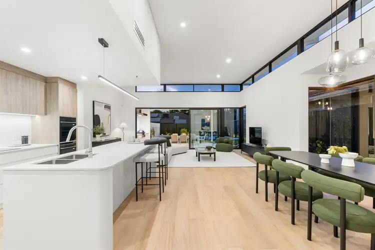 19 Adderley  Street, Mount Claremont WA 6010