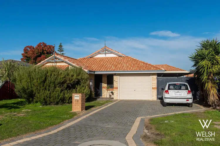 59 Centre Street, Queens Park WA 6107