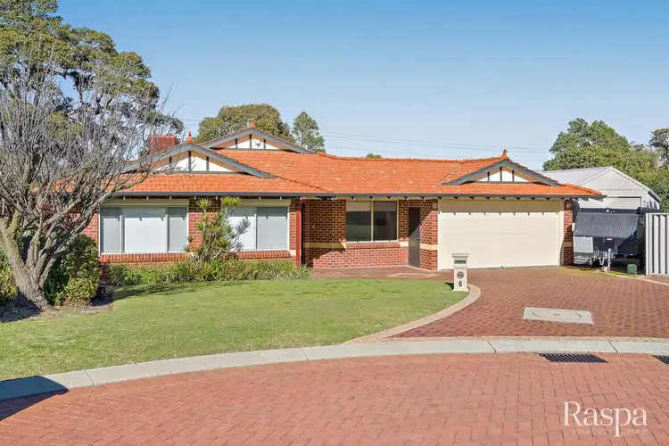 6 Everglades Close, Bibra Lake WA 6163