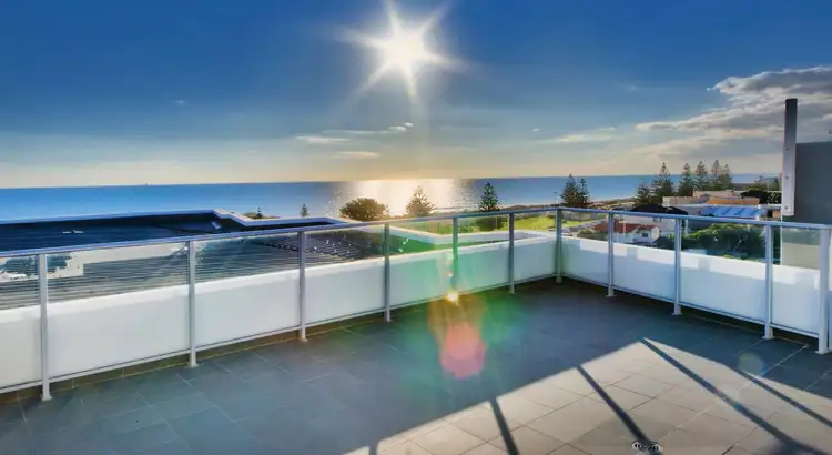 3/285 West Coast Highway, Scarborough WA 6019