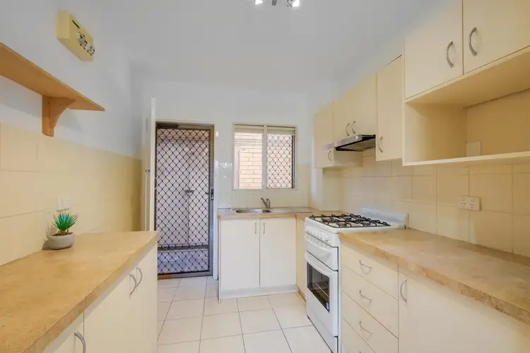 Fourth view of Homely unit listing, 3A/305 Harborne Street, Glendalough WA 6016