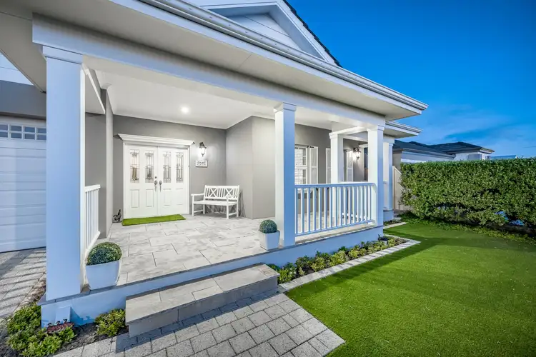 10 Waterhouse Meander, Burns Beach WA 6028