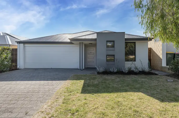 31 Chambered Way, Jindalee WA 6036