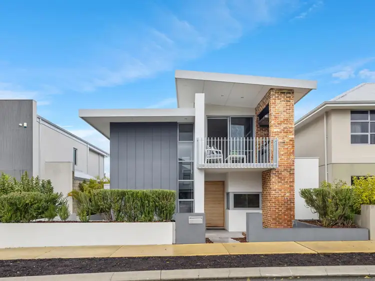 14 GRASSTREE WAY