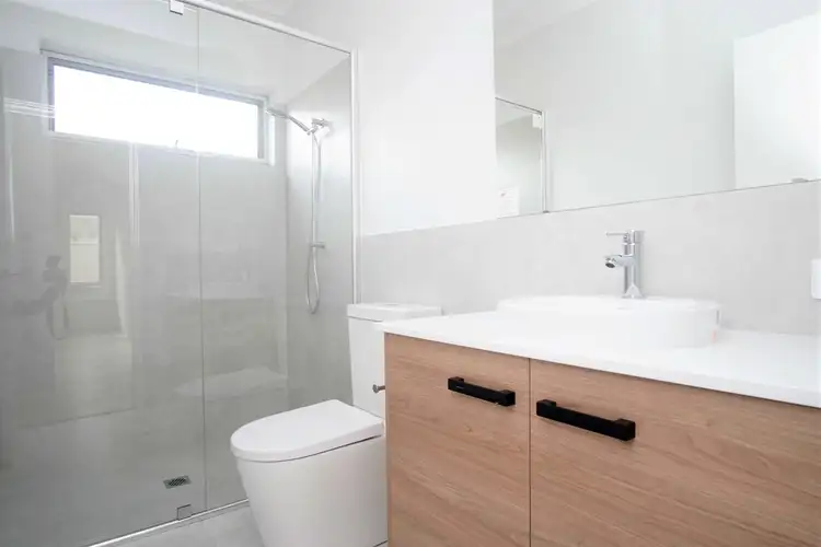 Sixth view of Homely house listing, 10/33 Bishop Road, Middle Swan WA 6056