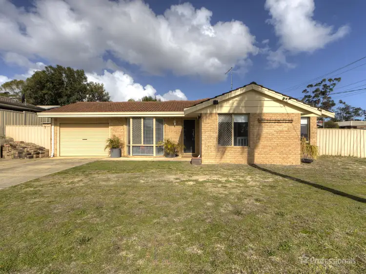 16 Beresford Gardens, Swan View WA 6056