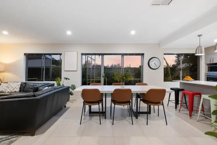 Sixth view of Homely house listing, 8/1 Anzac Terrace, Bassendean WA 6054