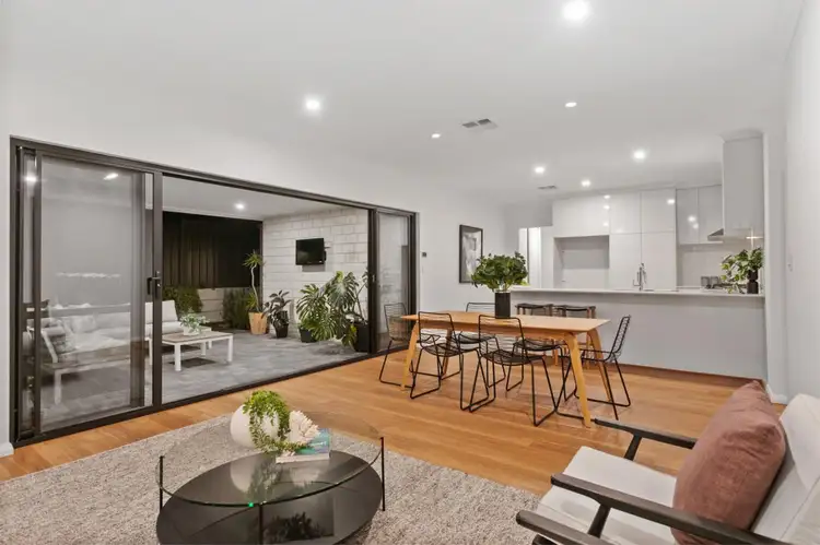 1 Auriol Court,, Carine WA 6020