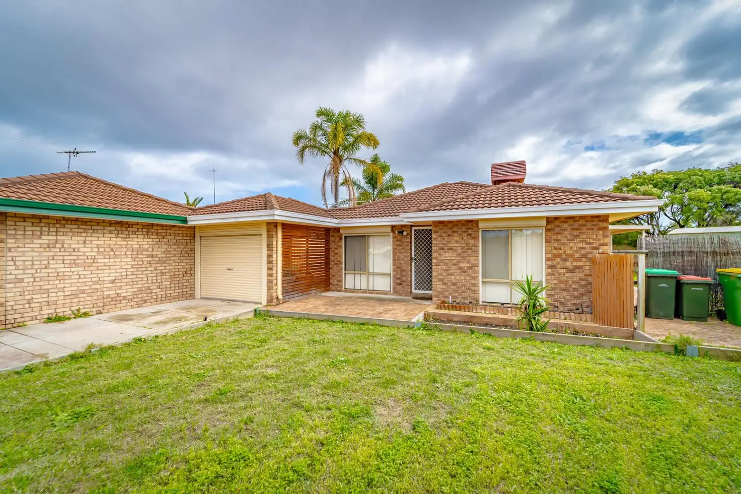 Main view of Homely semi-detached listing, 10B Meadow Court, Cooloongup WA 6168