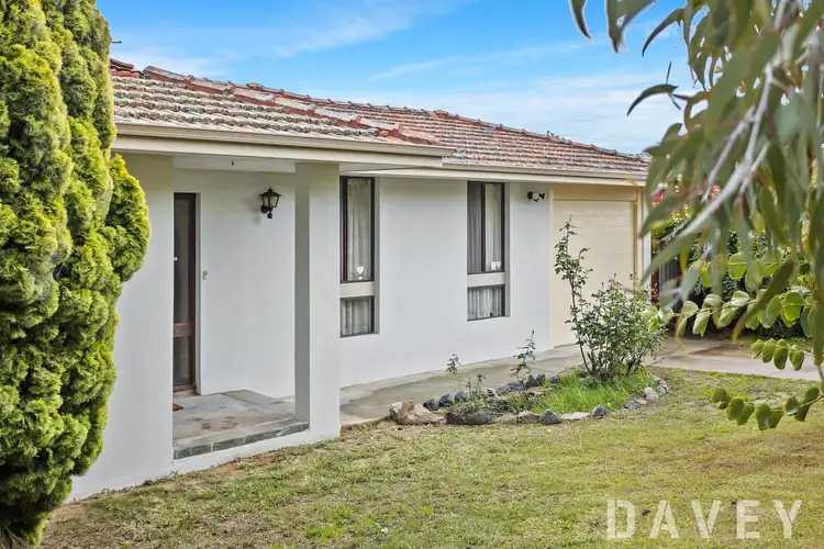 18 Cobradah Way, Kingsley WA 6026