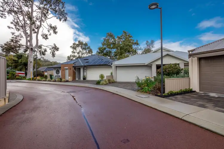 Second view of Homely house listing, 4 Vigneta Place, Kelmscott WA 6111
