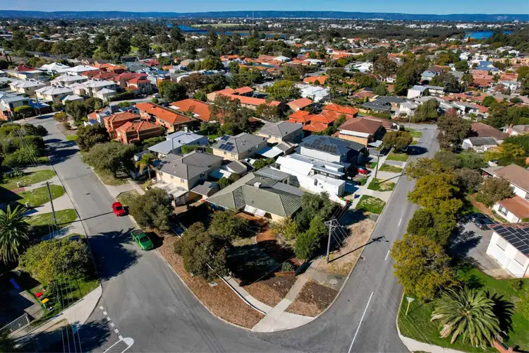 Fifth view of Homely land listing, 8 Mount Prospect Crescent, Maylands WA 6051