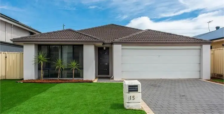 15 Hodgkinson Turn, Canning Vale WA 6155