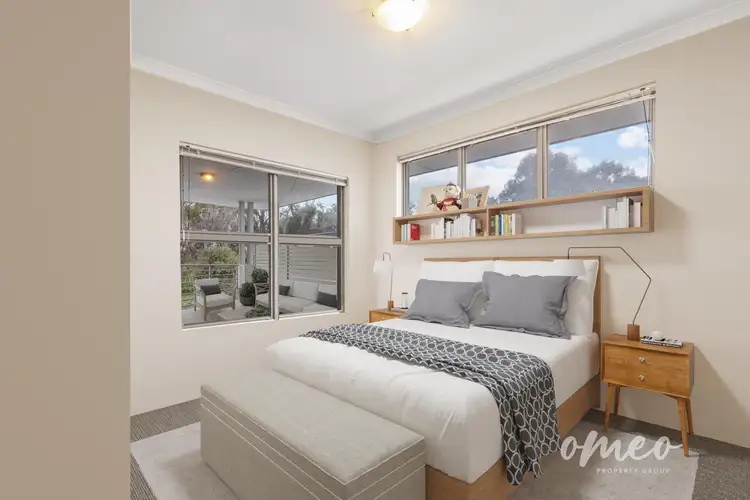 9/15 Debenham Street, Thornlie WA 6108