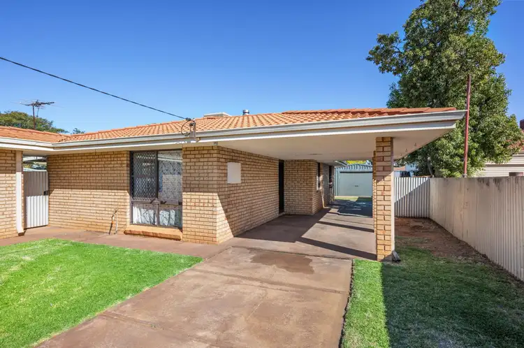 33B Hawkins Street, West Lamington WA 6430