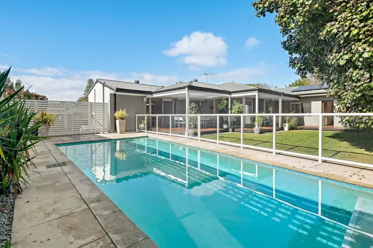 24 Oakdale Street, Floreat WA 6014