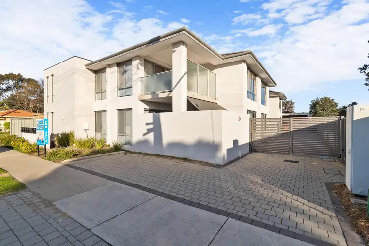 3/5 Cole Street