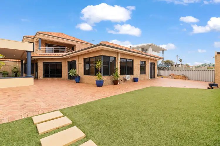 5 Hillcrest Street, Coogee WA 6166