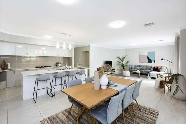 74A Oaklands Avenue, Halls Head WA 6210
