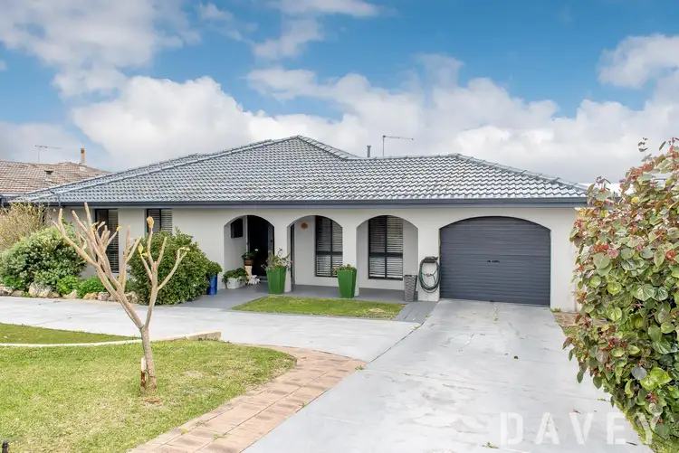 32 Wentworth Way, Padbury WA 6025