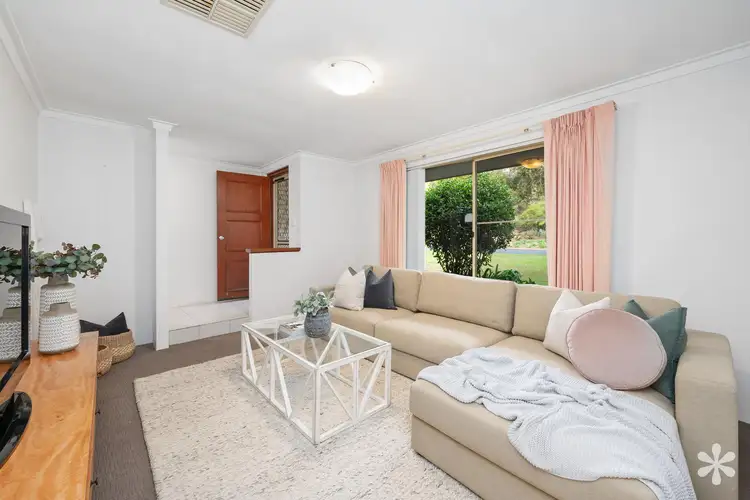 5 Mackinlay Place, Winthrop WA 6150