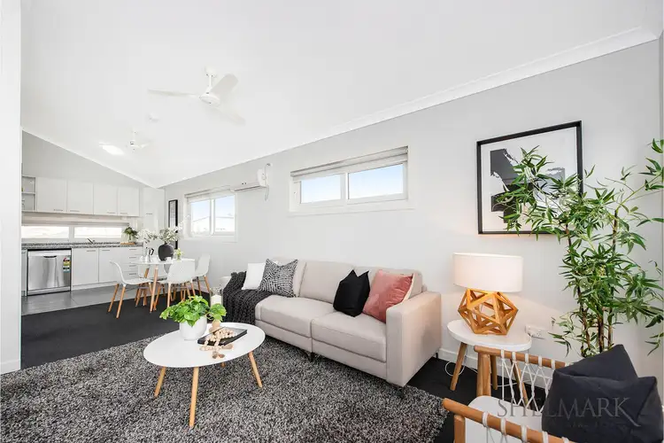 8/18 Thorpe Street, Rockingham WA 6168