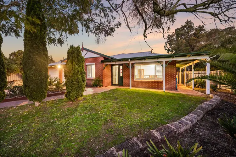 Second view of Homely house listing, 5 Mission Hills Place, Connolly WA 6027