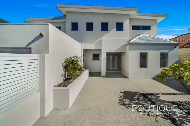 Second view of Homely house listing, 4 Ivory Way, Mindarie WA 6030