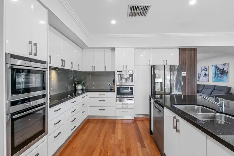 Fifth view of Homely house listing, 6 Pleasant  Place, Shelley WA 6148