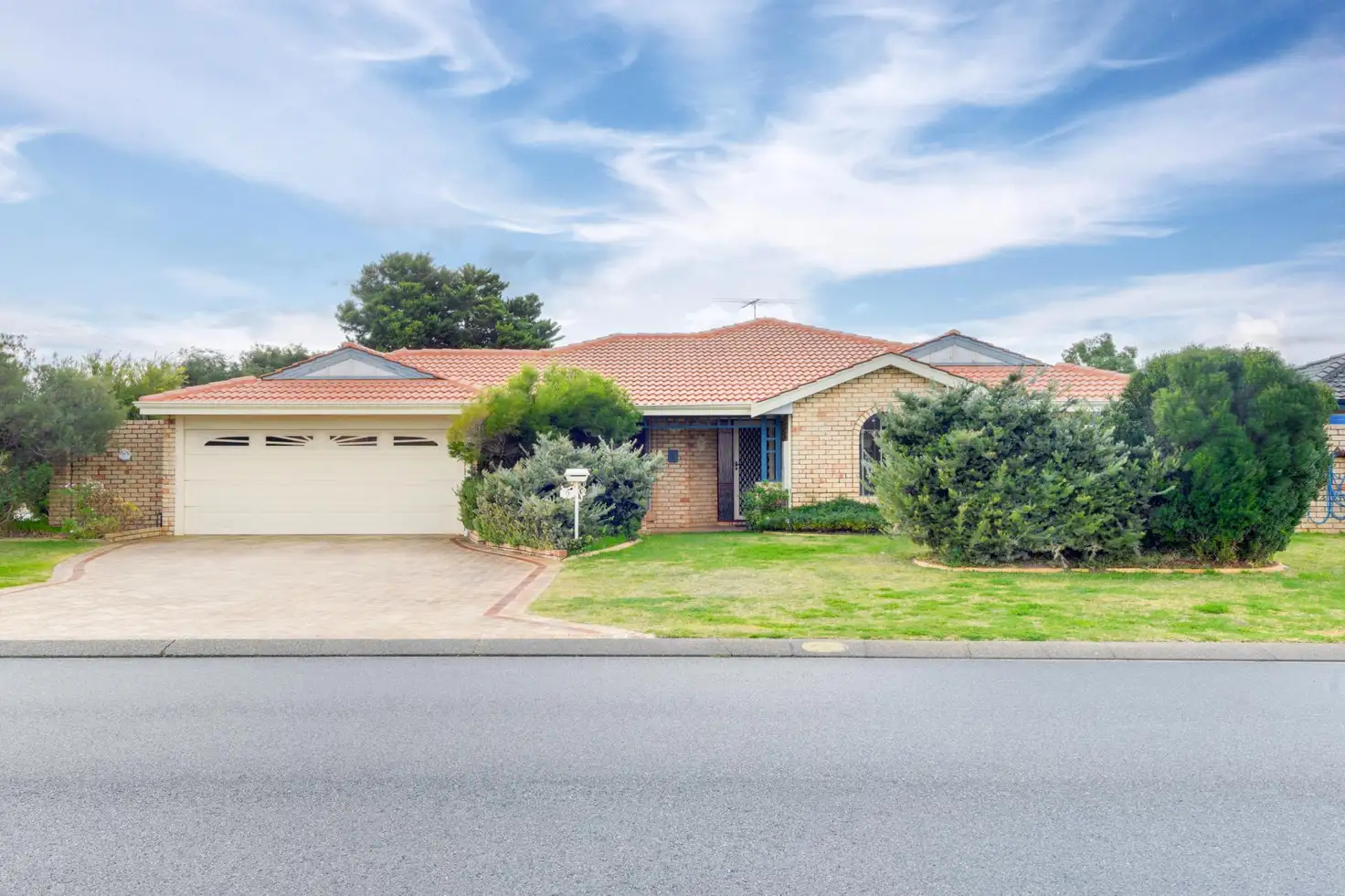 Main view of Homely house listing, 9 St Andrews Loop, Cooloongup WA 6168
