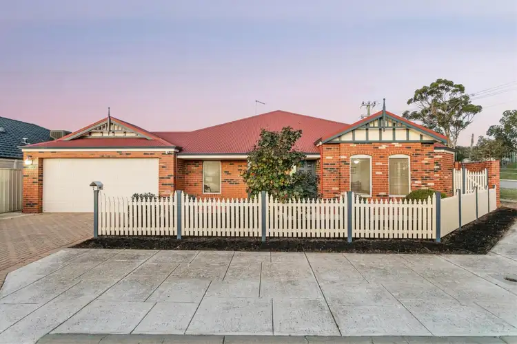 2 Elyard Crescent, Stirling WA 6021