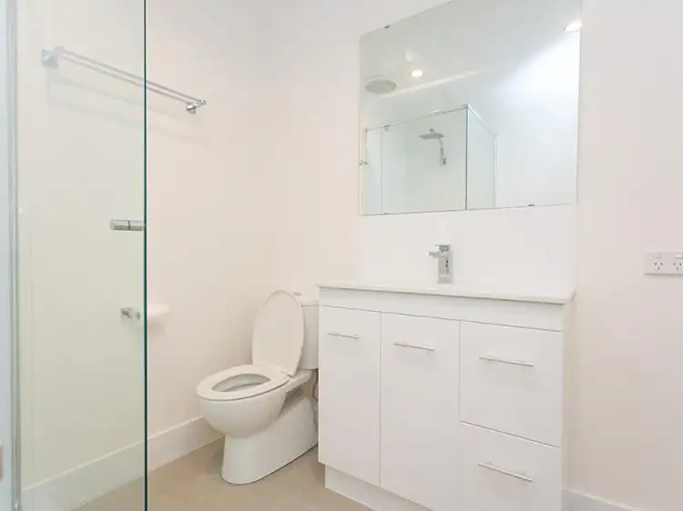 Seventh view of Homely apartment listing, 5/38 Orpington Street, Cloverdale WA 6105