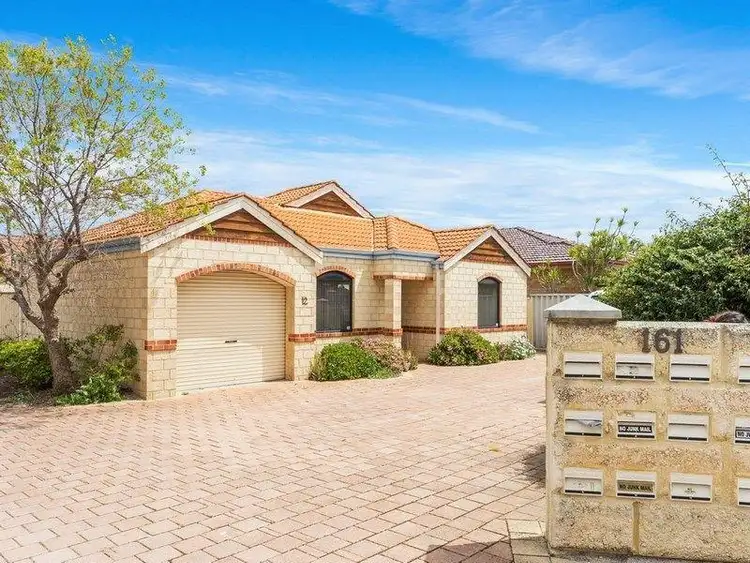12/161 Sevenoaks Street, Cannington WA 6107
