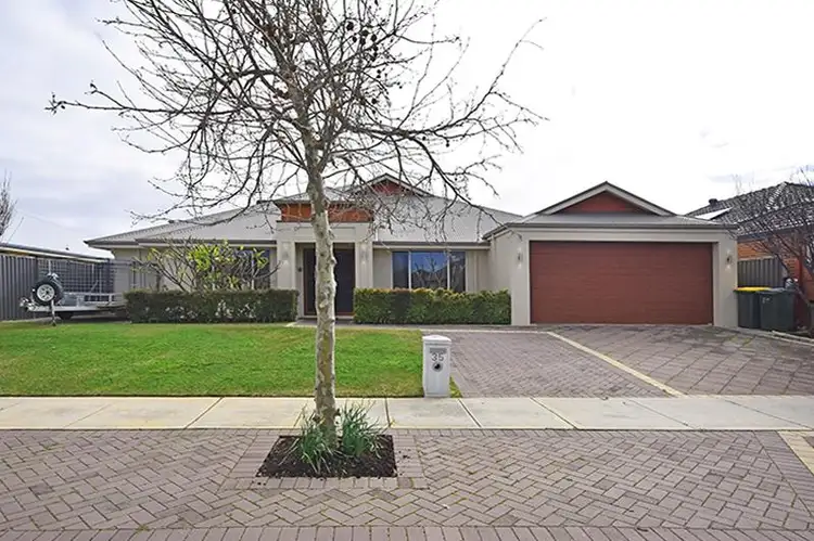 35 Beechwood Circle, Aveley WA 6069