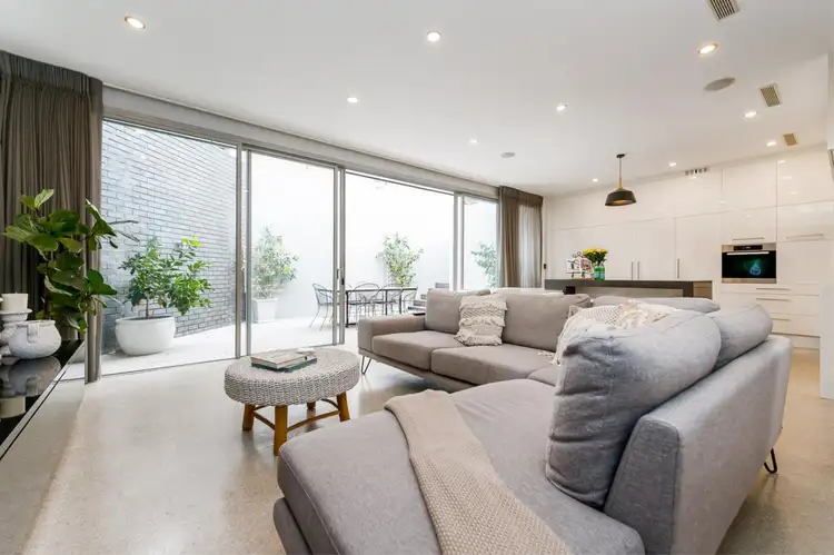 129 Guildford Road, Maylands WA 6051